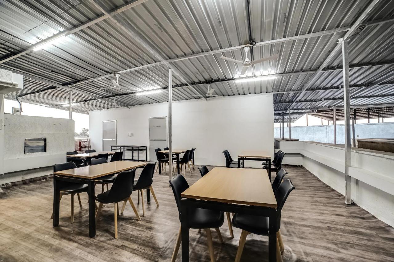 Hotel Bhumi World Bhiwandi 外观 照片